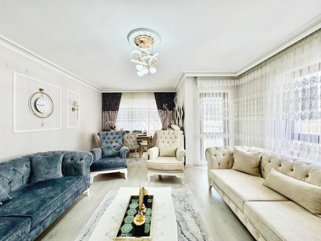 Barut Emlaktan Caddede Masrafsız E. Banyo 130 M2 Kiler 3+1 Daire