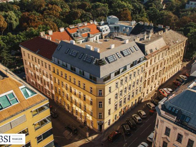 Baubewilligter Rohdachboden in elegantem Eckzinshaus