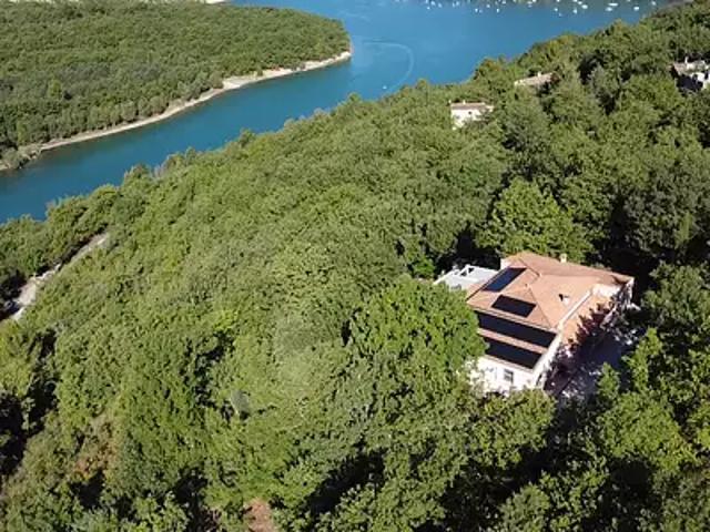 Bauduen 83630 Achat / Vente maison 10 pièces t10