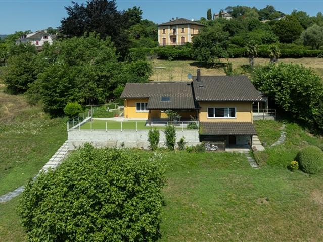 Baue deinen Frieden Renoviertes Haus mit großem Grundstück