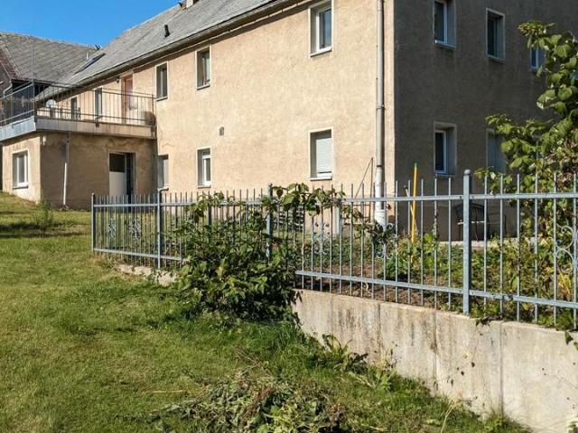 Bauernhaus mit 3 Wohneinheiten, Scheune in Bönchen