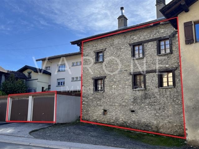 Bauernhaus mit zwei Wohnungen in Roumaz/Savièse