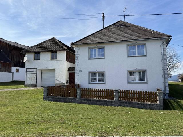 Bauernhaus in ruhiger Dorflage am Fuße des Böhmerwaldes