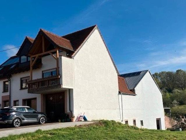 Bauernhaus zu verkaufen
