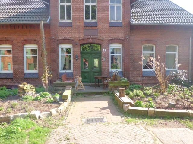 Bauernhof mit Nebengebäuden und Grundstück in der Nähe von Hoya