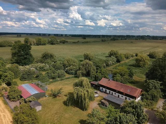 Bauernhof, Pferdeimmobilie mit 2,5 ha Eigenland