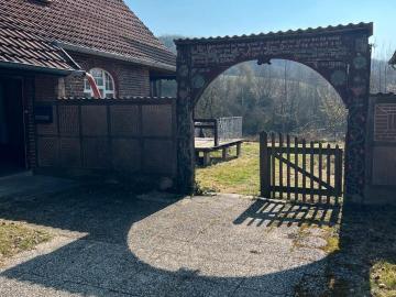 Bauernhof, Resthof, ländliches Anwesen mit 9ha Acker, Wald Wiese