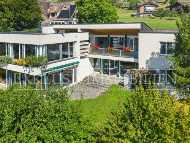 Bauhaus mit Charakter Aussicht ohne Kompromisse Potenzial für Visionäre