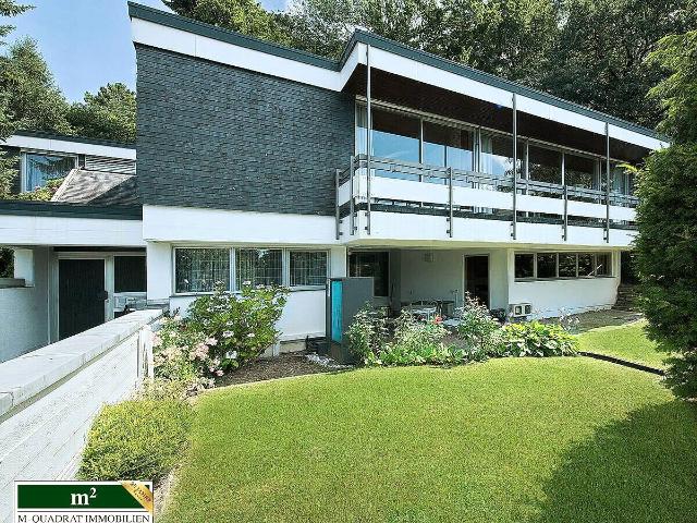 Bauhaus Architektur in traumhafter Naturlage Exklusives Wohnen am Schellberger Weg