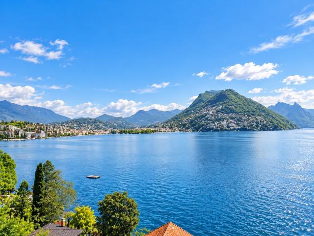 Bauland mit Seeblick in Paradiso – Haus auszubauen oder zu abreissen