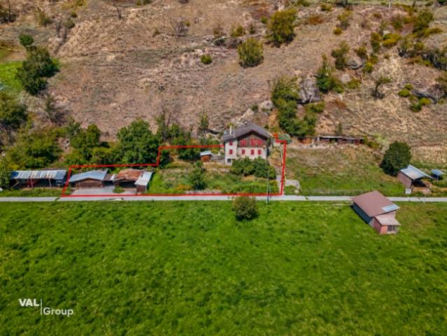 Baulandreserve mit Entwicklungspotenzial Wohnhaus in Lalden