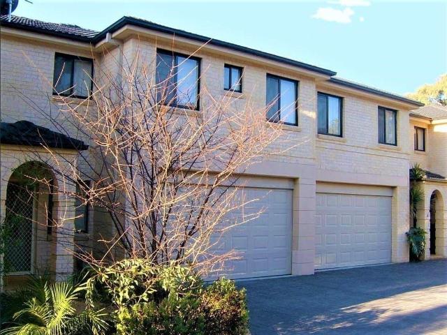 Baulkham Hills, 3/10 12 Russell Street
