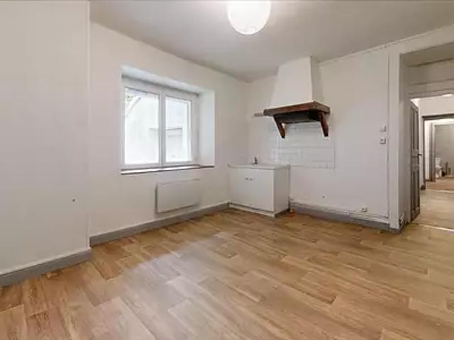 Baume les Dames 25110 Location appartement au dernier étage