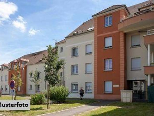 Baurechtlich genehmigtes Wohnbauprojekt mit attraktivem Entwicklungspotenzial