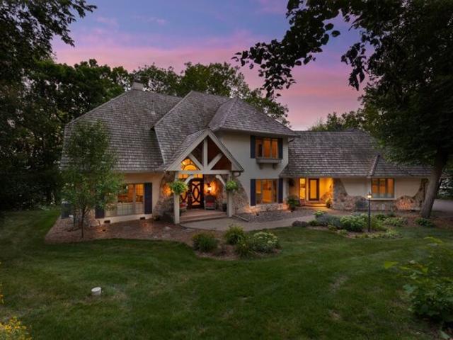 Bavarian Shores Dr, Chaska, Home For Sale