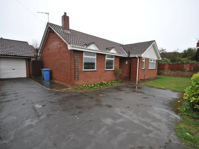 Bawtry Road, Everton, Doncaster DN10, 3 bed detached bungalow to rent, £1,000 pcm | PrimeLocation