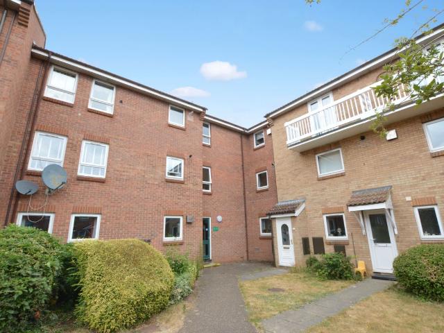 Baxter Court, Norwich NR3, 2 bed flat to rent, £950 pcm | PrimeLocation