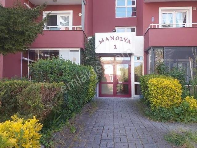 Baytur Sitesi Manolya 1 Blokta Kiralık Bahçe Katı Daire