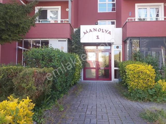 Baytur Sitesi Manolya 1 Blokta Kiralık Bahçe Katı Daire