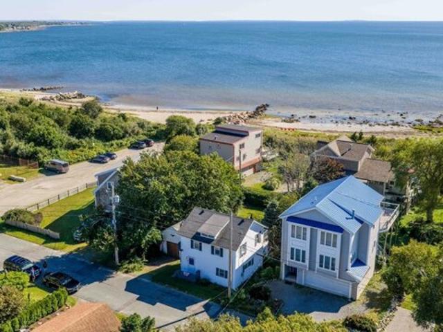 Bayview Ave, Fairhaven, Home For Sale