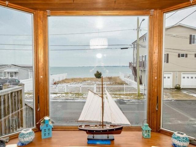 Bayview Ave, Fairhaven, Home For Sale