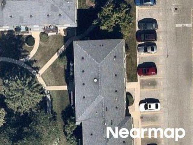 Bay Colony Dr # 105