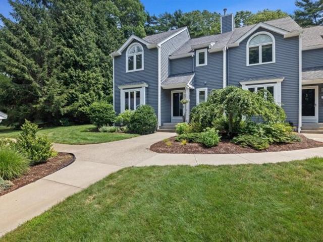 Bay Farm Rd Unit,duxbury, Condo For Sale