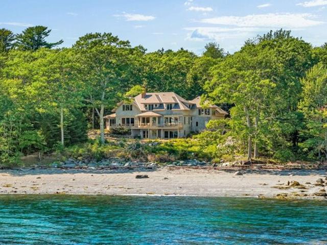 Bay Rd, Brooklin, Home For Sale