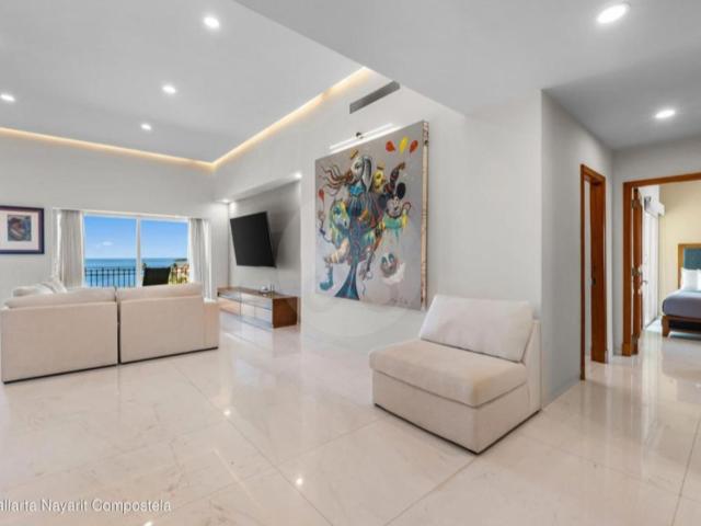 BAY VIEW GRAND