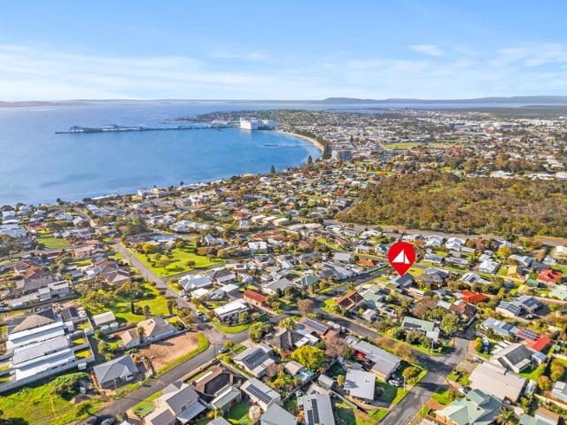 Bay Views, Generous Living & Plenty of Potential
