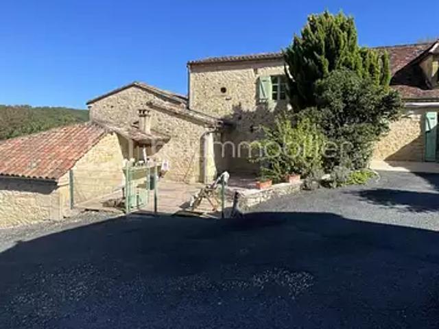 Bayac 24150 Achat / Vente maison 16 pièces t16 terrasse cave