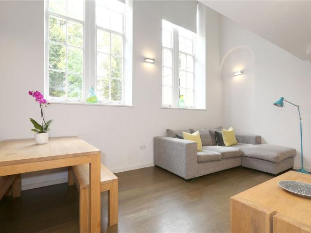 Bayes House, Augustas Lane, Barnsbury Place, Barnsbury, Islington, London N1, 1 bed flat to rent, £2,900 pcm | PrimeLocation