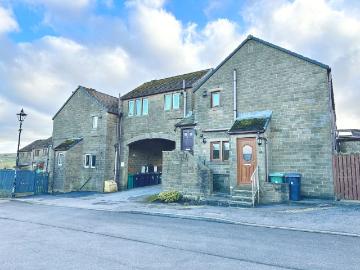 Bayfield Close, Hade Edge, Holmfirth, West Yorkshire HD9, Studio to rent, £675 pcm | PrimeLocation