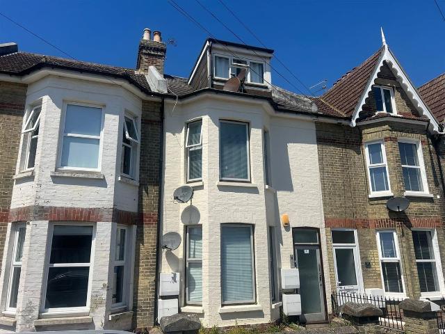 Bayford Road, Littlehampton BN17, Studio to rent, £775 pcm | PrimeLocation