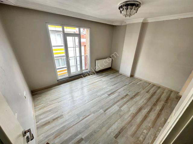 Baykal İnş Sultangazi İsmetpaşa Mah 1+1 75m Kiralık Daire