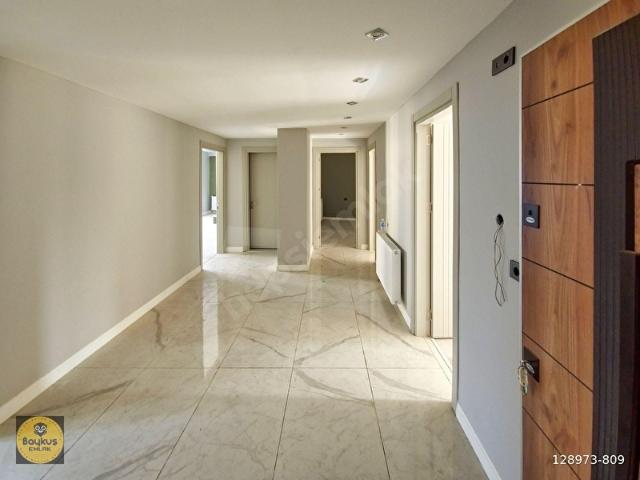 BAYKUŞ EMLAKTAN PAYAS ÇARŞI MERKEZDE 3+1 SATILIK SIFIR DAİRE