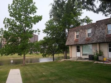 Baylor Place 2 Bedroom Apartment for Rent at 70 Baylor Ave, Winnipeg, MB R3T 3K1 Fort Richmond