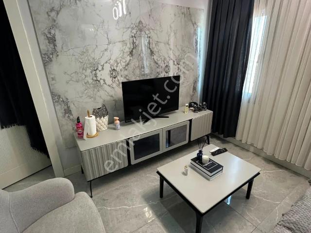Bayramyeri’nin Göbeğinde Satılık 2+1 Eşyalı Apart