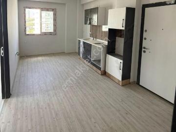 Bayram Hediyesi Gibi Satılık 1+1 Stadyuma 100 Metre Mesafede