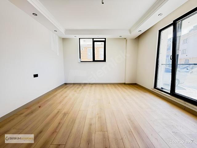 BAYRAMOĞLU MAHALLESİNDE MERKEZİ KONUMDA 3+1 120m2 GENİŞ DAİRE
