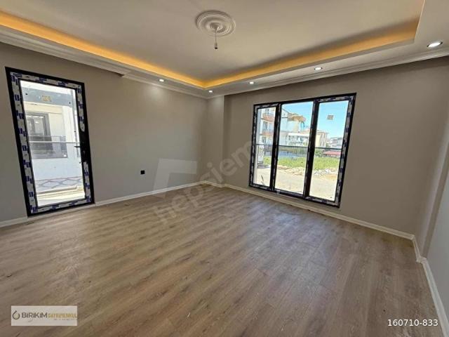 BAYRAMOĞLU MAHALLESİNDE SAHİLE YAKIN 2+1 95m ASANSÖRLÜ DAİRE