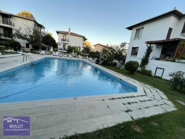 Bayramoğlu Kiralık Site İçi Havuzlu Eşyalı Daire 1+0