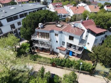 Bayramoğlu Yarımada İçinde Denize 100m Köşe Parsel Müstakilvilla