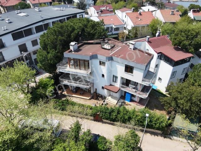 Bayramoğlu Yarımada İçinde Denize 100m Köşe Parsel Müstakilvilla