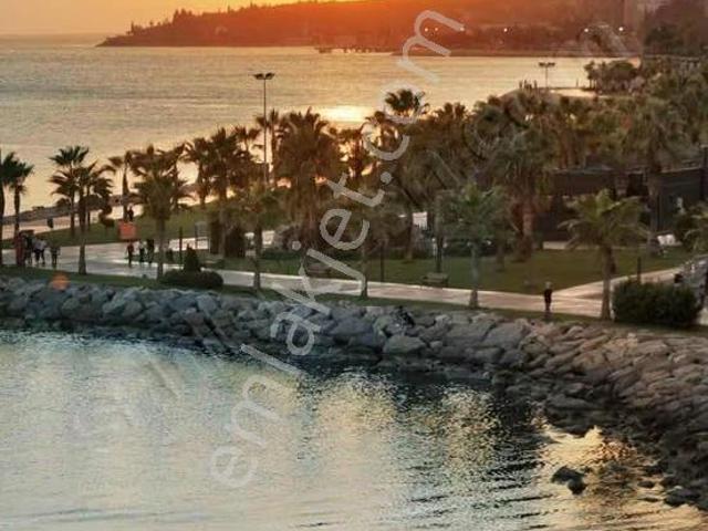 Bayramoğlunda Site İçi Havuzlu Güvenlikli Satılık Lüx Villa