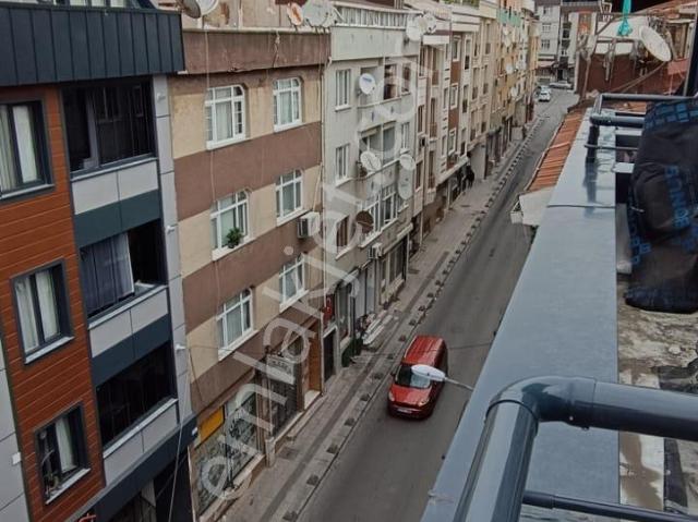 Bayrampaşa Muratpaşa 4+2 Ebeveyn Banyolu 180 M2 Sıfır Asansörlü Son Sistem Çatı