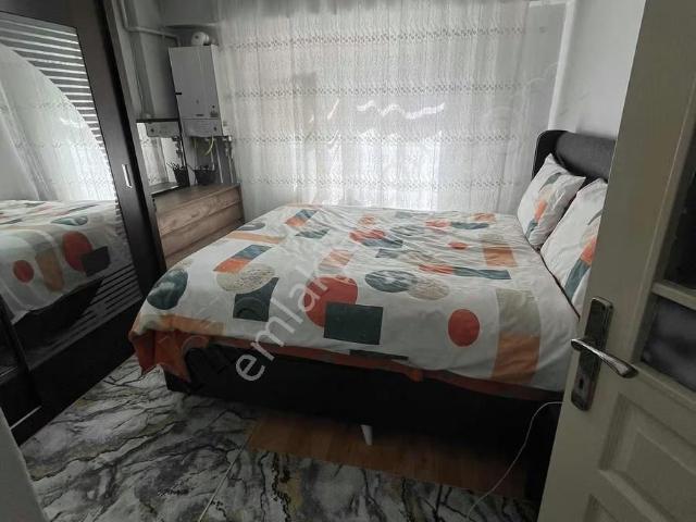 Bayrampaşa Merkezde Satılık 2+1
