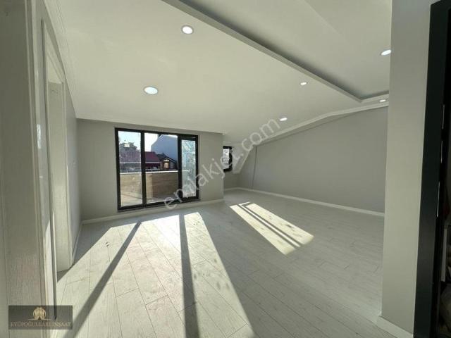 Bayrampaşa Altıntepsi Mah Atatürk Cad. Üzerinde 2+1 Sıfır Daire