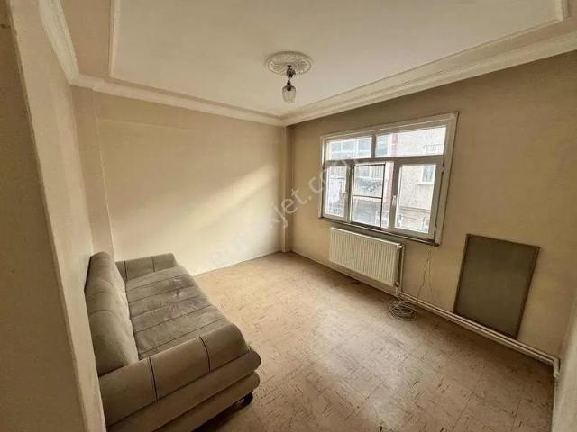 Bayrampaşa Vatan Mah. Merkezi Konum Kiralık Daire