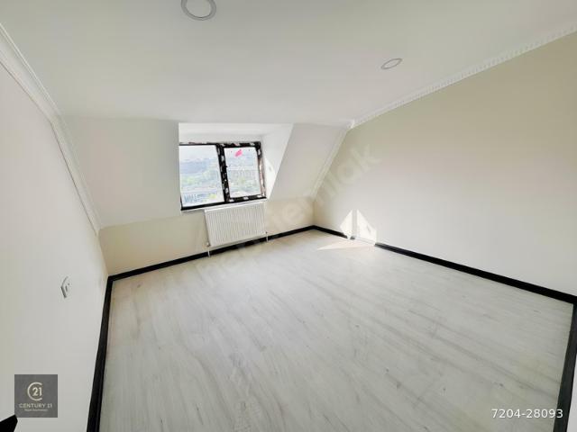 BAYRAMPAŞA'DA TERASLI SATILIK 3+1 SIFIR DAİRE